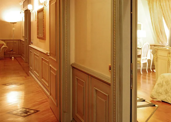 ホテル アンドレオラ セントラル 4*